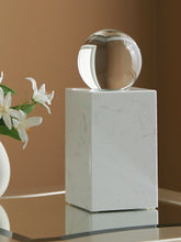 Tampa Furniture Outlet Lutz - Ashley Furniture - Sellner Sculpture - Sculpture / Clear/White - A2000777